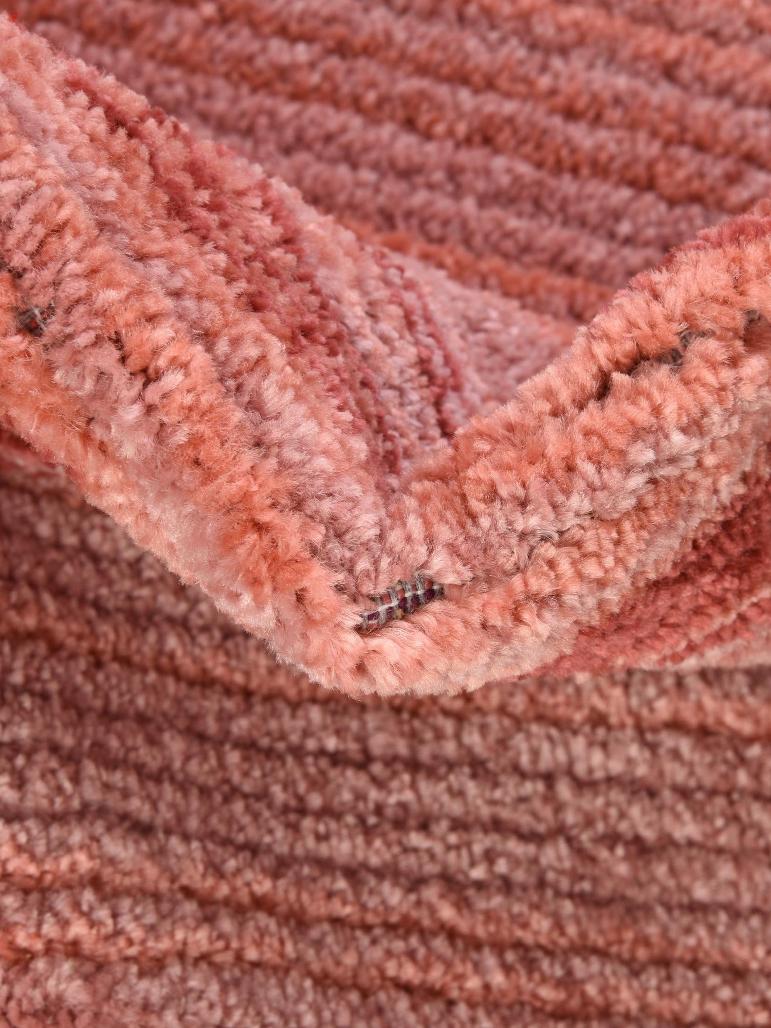 Rusty Pink Rose 7' 3 x 7' 3 Gemstone Round Area Rug Polypropylene Contemporary Carpet Easy Clean Stain Resistant for Home Design Decorating for Sale at Rug Engine