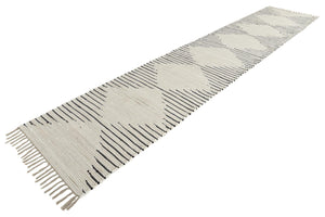 White 3' x 16' 1 Chindi Cotton Runner Rug