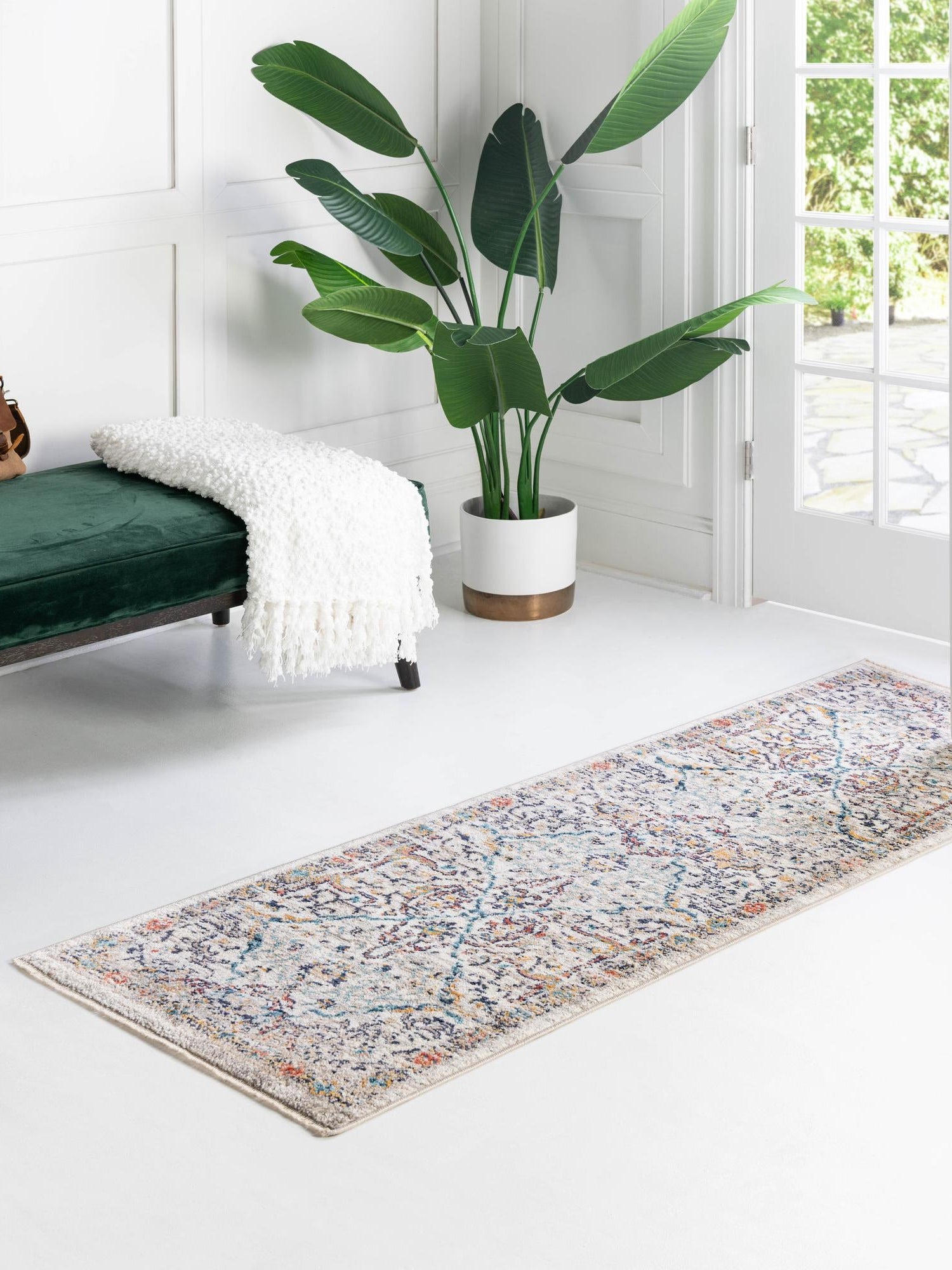 Ivory 2' 11 x 16' 5 Lola Runner Area Rug Polypropylene With Jute Backing Traditional Pattern Easy Clean Carpet for Home Interior Design for Sale at Rug Engine