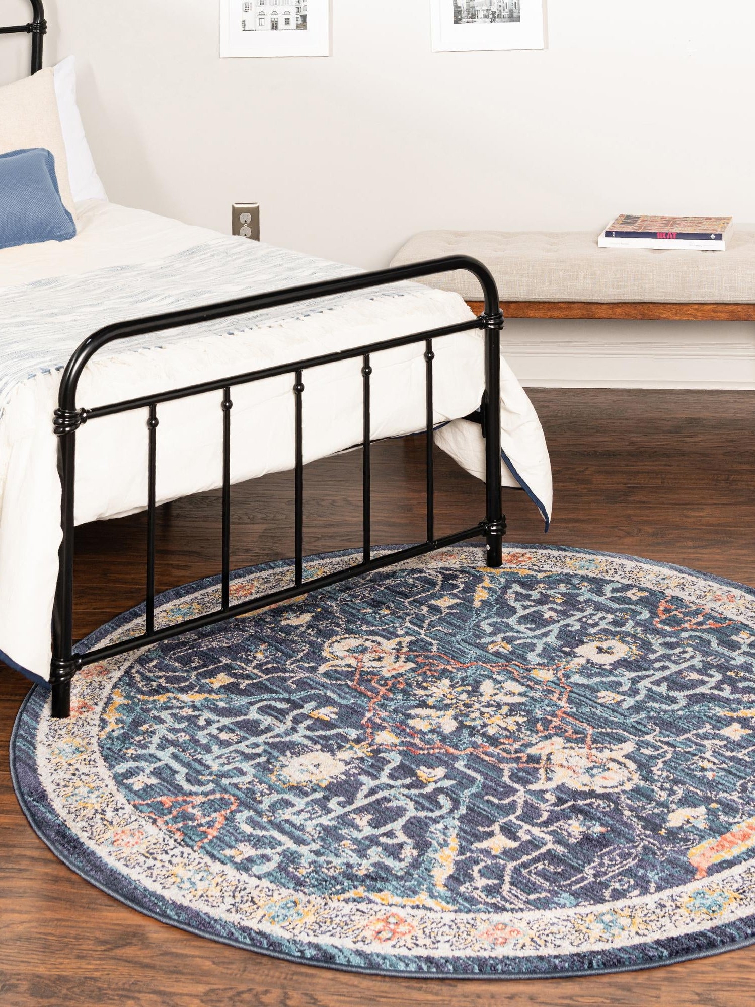 Navy Blue 6' 1 x 6' 1 Lola Round Area Rug Polypropylene With Jute Backing Traditional Pattern Easy Clean Carpet for Home Interior Design for Sale at Rug Engine