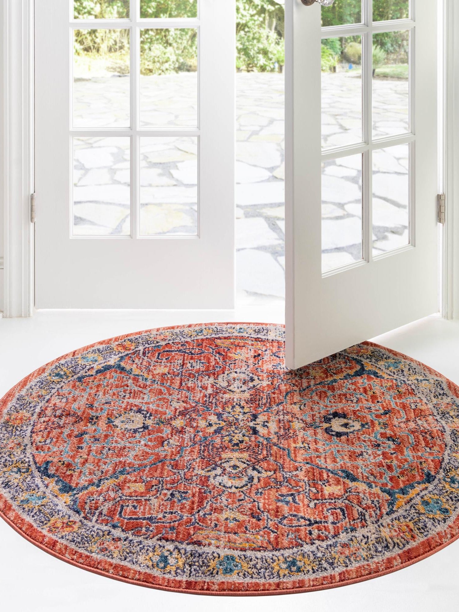 Brick Red 7' 10 x 7' 10 Lola Round Area Rug Polypropylene With Jute Backing Traditional Pattern Easy Clean Carpet for Home Interior Design for Sale at Rug Engine