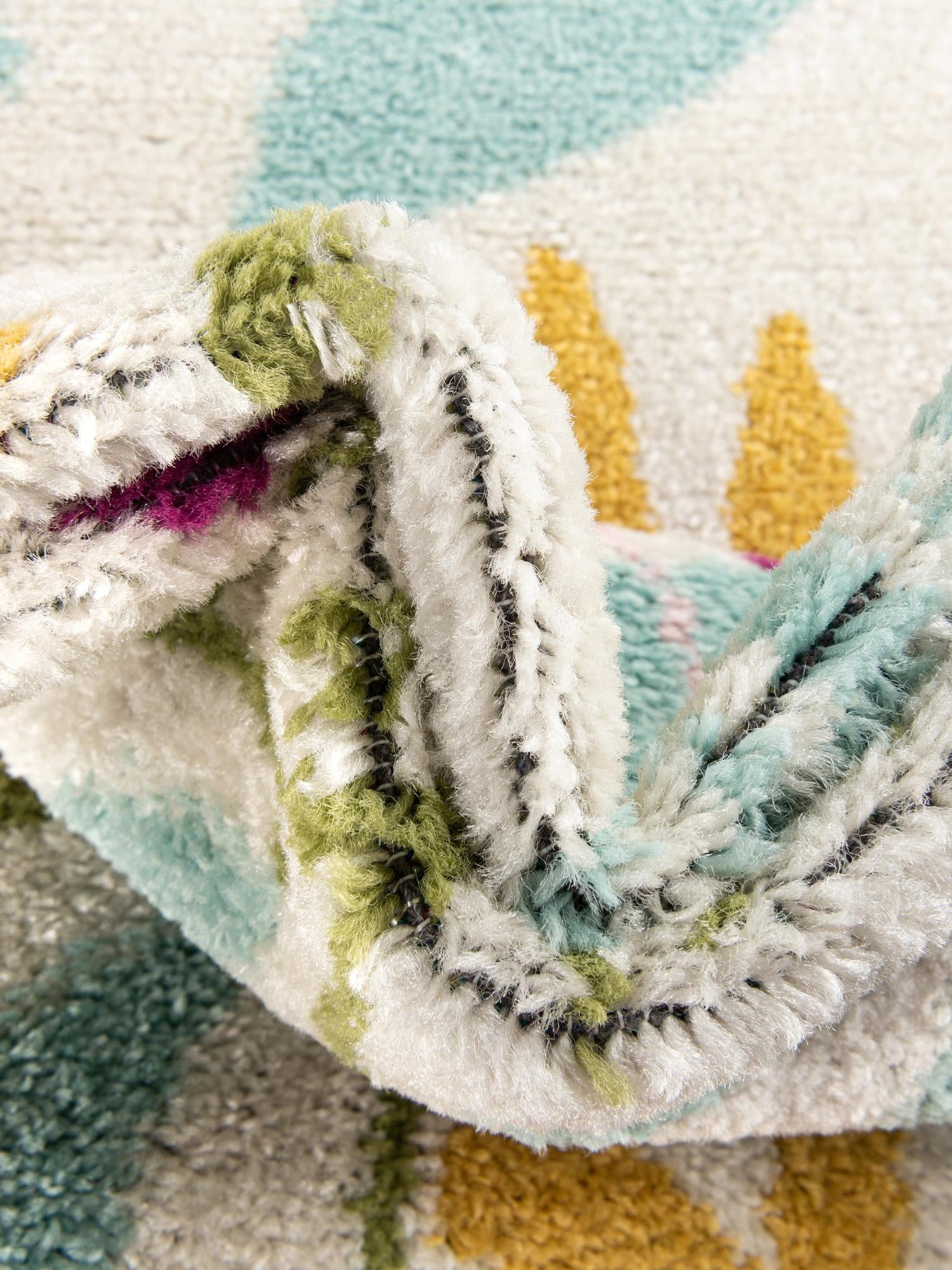White 2' x 6' 1 Bloom Runner Area Rug 100% Polypropylene With Cotton Backing Easy Clean Colorful Blooming Flower Floral Carpet for Living Dining Room Office Dorms for Sale at Rug Engine