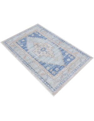 Sky blue 3' 1 x 5' 3 Whitney Rectangle Area Rug