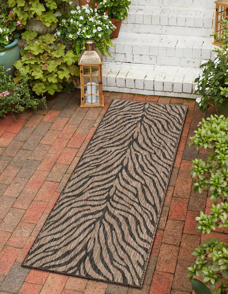 Natural 2' x 6' 1 Outdoor Safari Runner Rug