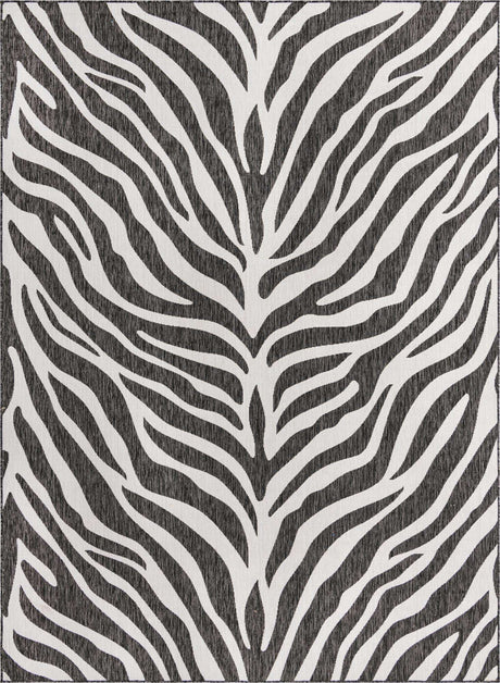 White 8' x 11' Outdoor Safari Rectangle Rug