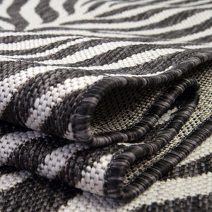 White 4' 1 x 4' 1 Outdoor Safari Round Area Rug Weather Resistant for Patio, Deck, Terrace, Balcony, Porch Animal Print Wildlife Nature Carpet for Sale at Rug Engine