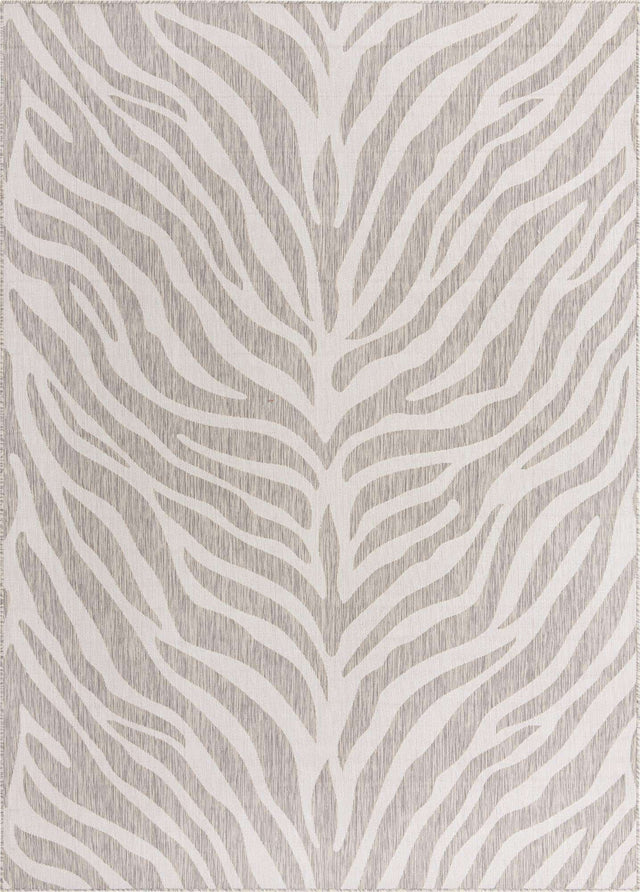 Gray 8' x 11' Outdoor Safari Rectangle Rug