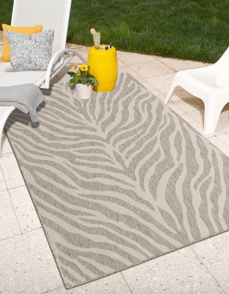 Gray 9' x 12' Outdoor Safari Rectangle Rug