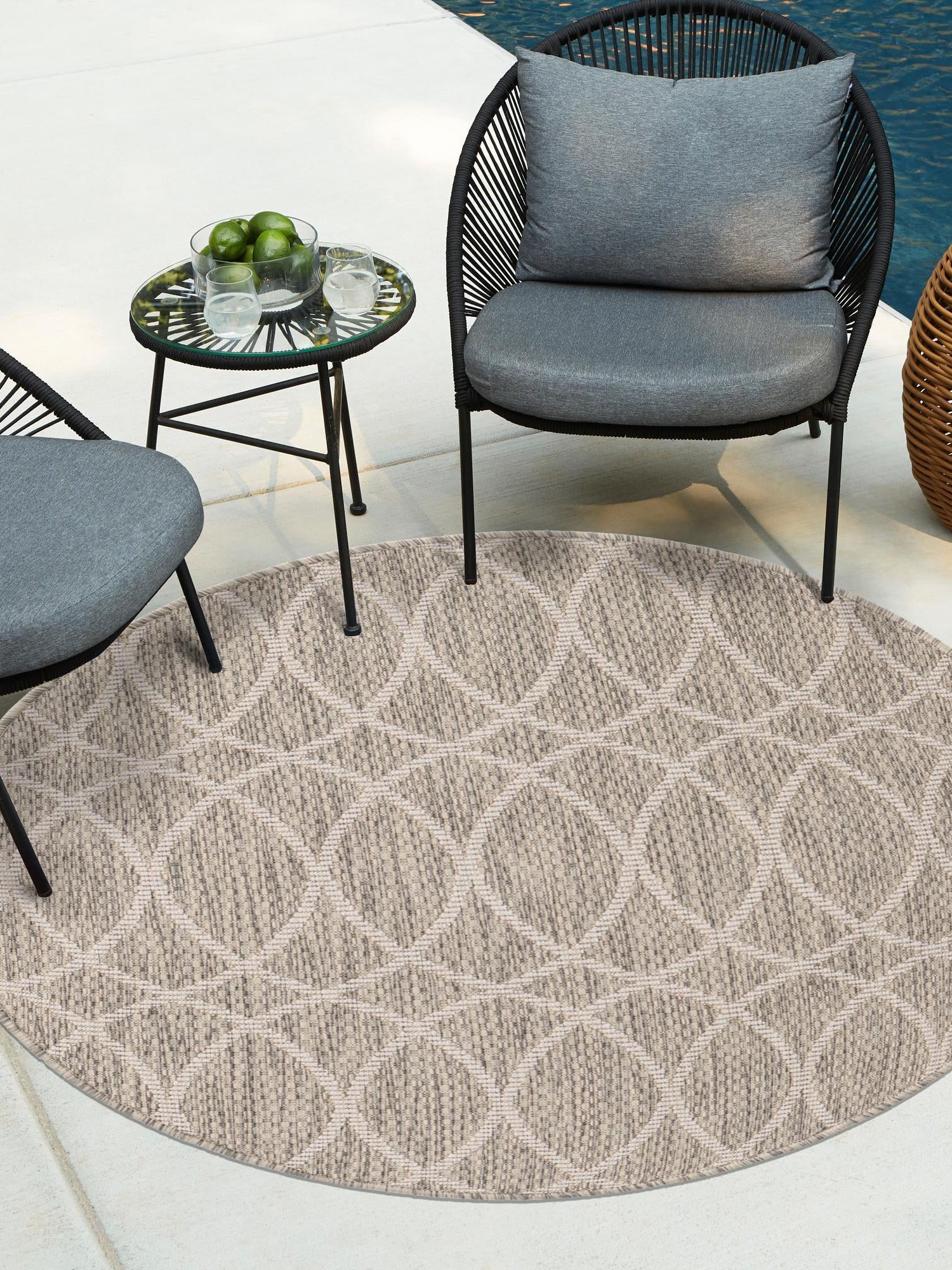 Light Gray 4' 1 x 4' 1 Outdoor Trellis Round Area Rug Weather Resistant for Patio, Deck, Terrace, Balcony, Porch Geometric Design Water Safe Outside Carpet for Sale at Rug Engine