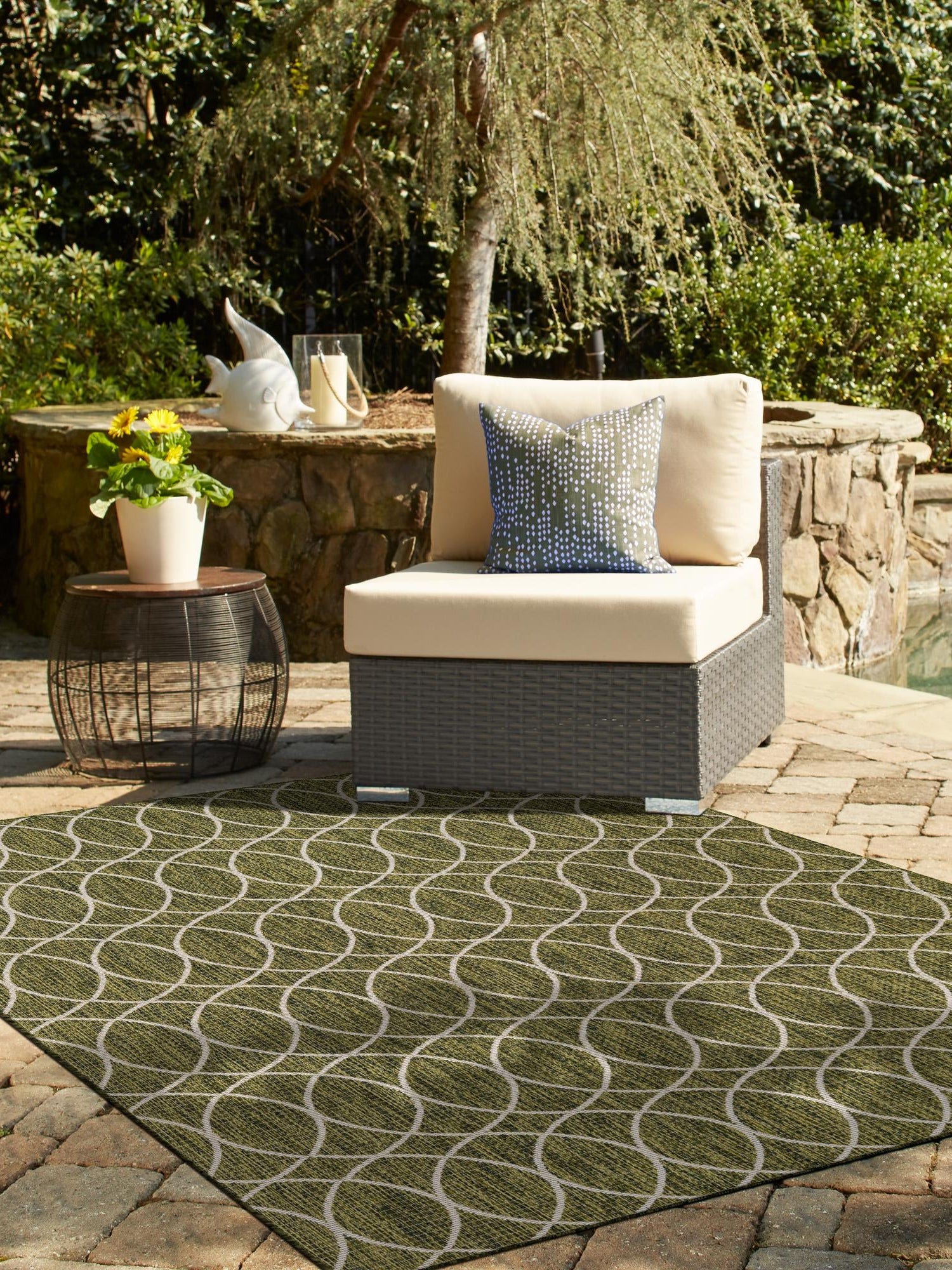 Green 4' 1 x 6' 1 Outdoor Trellis Rectangle Area Rug Weather Resistant for Patio, Deck, Terrace, Balcony, Porch Geometric Design Water Safe Outside Carpet for Sale at Rug Engine