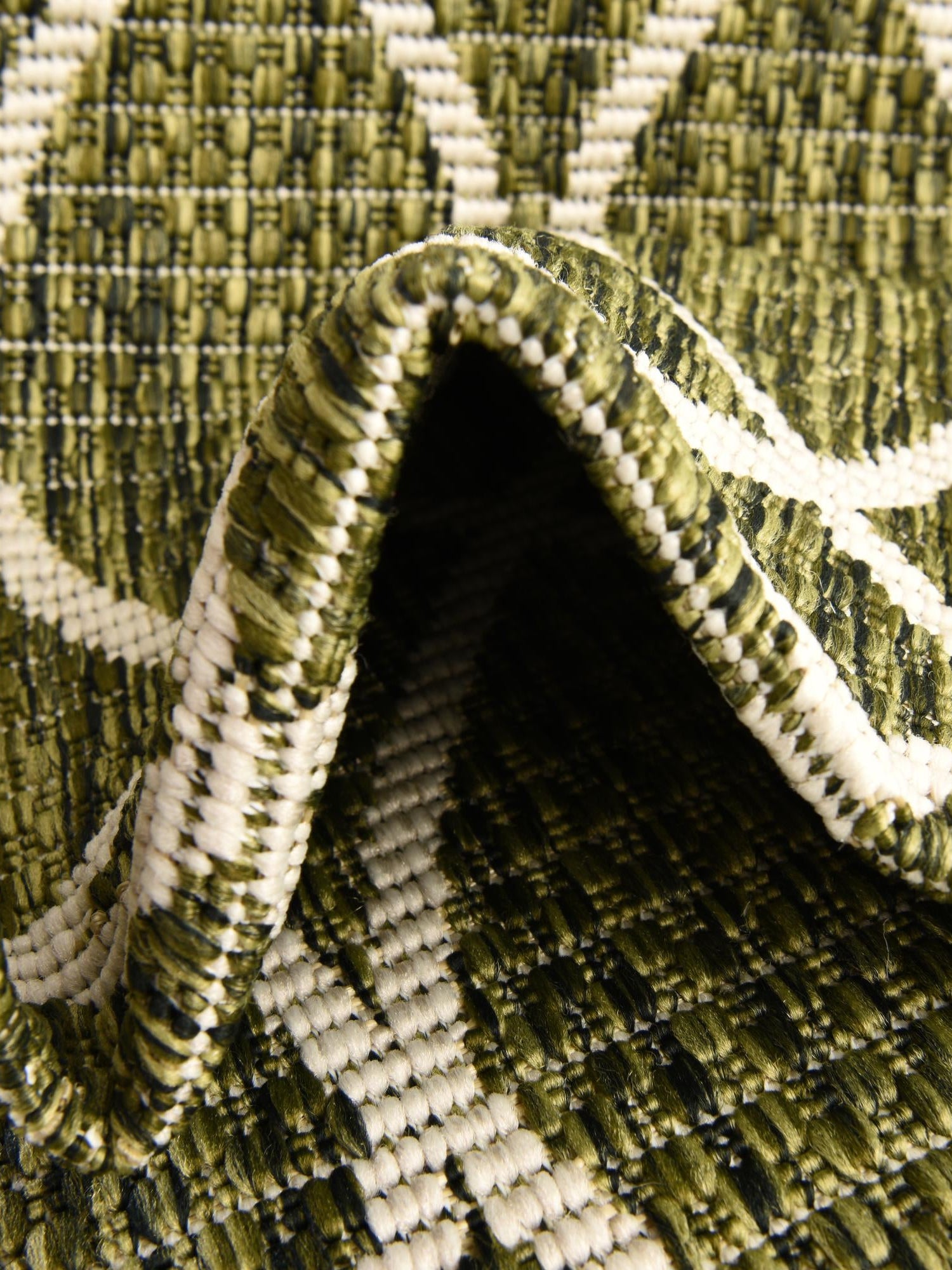 Green 4' 1 x 6' 1 Outdoor Trellis Rectangle Area Rug Weather Resistant for Patio, Deck, Terrace, Balcony, Porch Geometric Design Water Safe Outside Carpet for Sale at Rug Engine