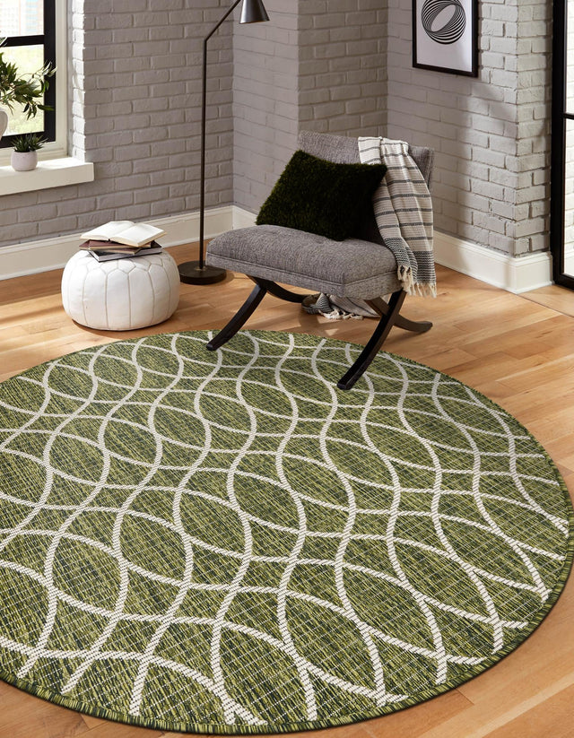 Green 4' 1 x 4' 1 Outdoor Trellis Round Area Rug Weather Resistant for Patio, Deck, Terrace, Balcony, Porch Geometric Design Water Safe Outside Carpet for Sale at Rug Engine