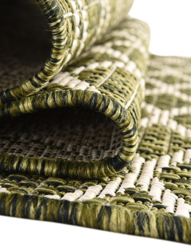 Green 4' 1 x 4' 1 Outdoor Trellis Round Area Rug Weather Resistant for Patio, Deck, Terrace, Balcony, Porch Geometric Design Water Safe Outside Carpet for Sale at Rug Engine