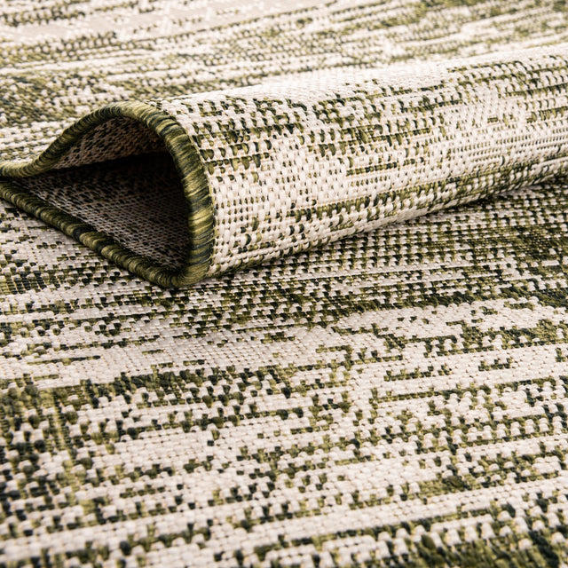 Green 8' x 11' Outdoor Modern Rectangle Rug