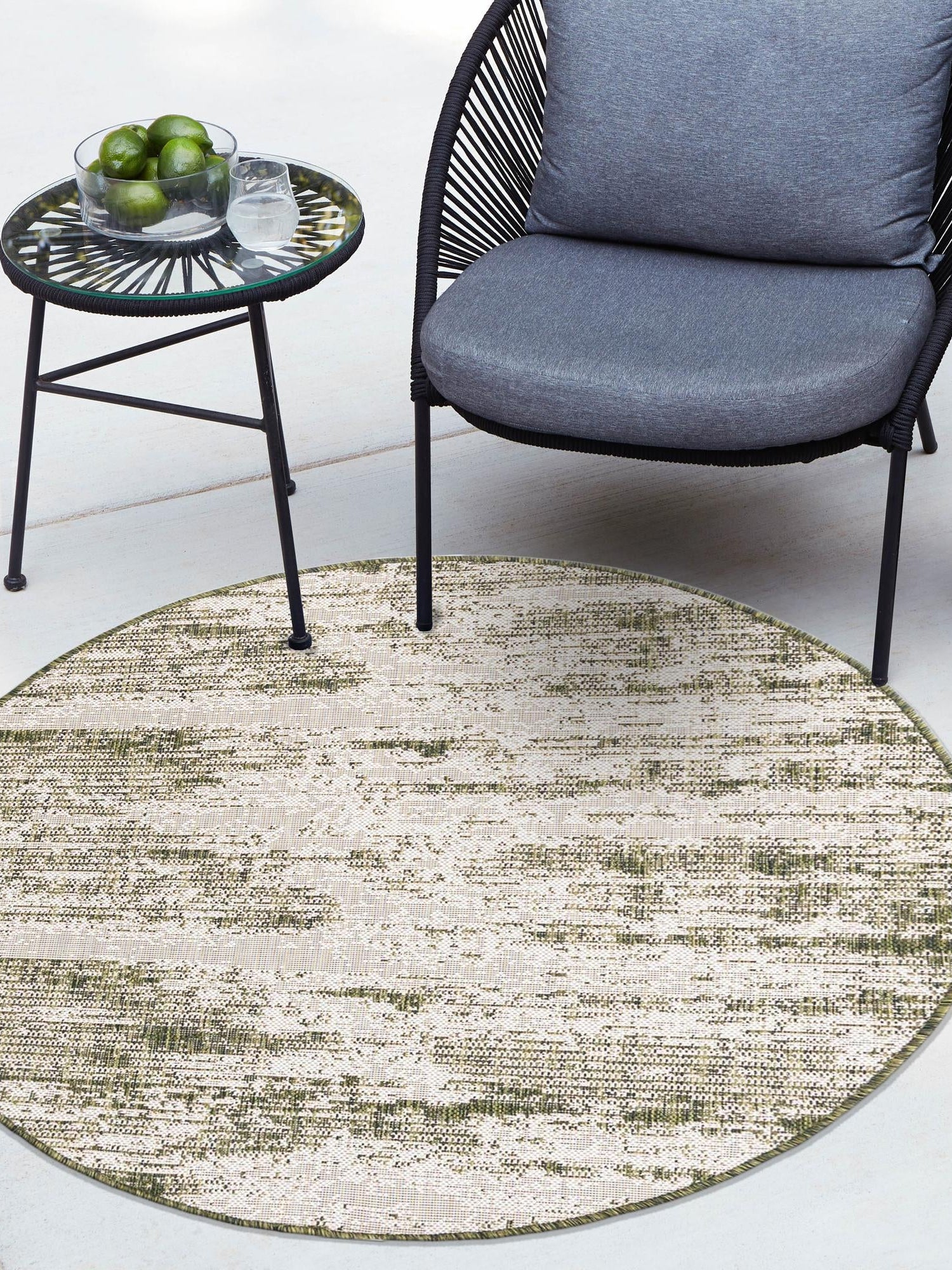Green 4' 1 x 4' 1 Outdoor Modern Round Area Rug Weather Resistant for Patio, Deck, Terrace, Balcony, Porch 100% Polypropylene Modern Outside Carpet for Sale at Rug Engine