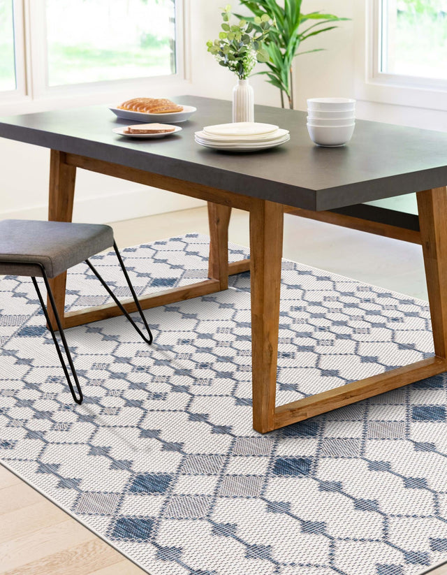 Ivory 2' x 3' 1 Outdoor Trellis Rectangle Rug