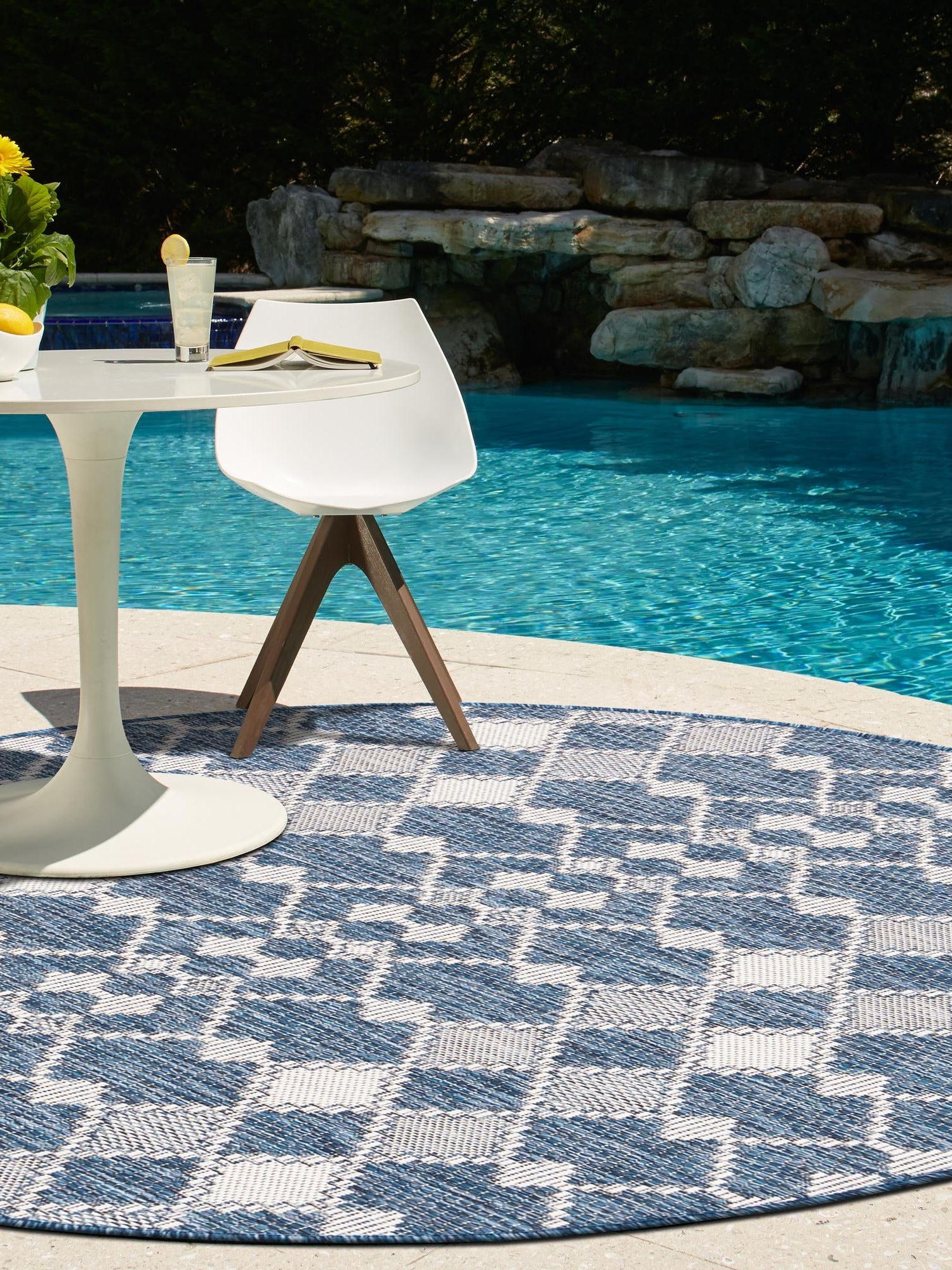 Blue 10' x 10' Outdoor Trellis Round Area Rug Weather Resistant for Patio, Deck, Terrace, Balcony, Porch Geometric Design Water Safe Outside Carpet for Sale at Rug Engine