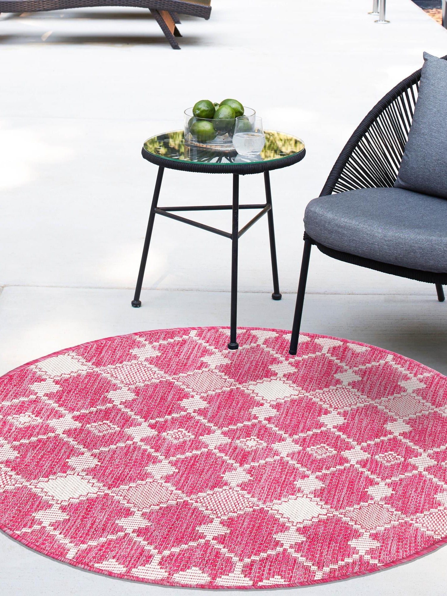 Magenta 10' x 10' Outdoor Trellis Round Area Rug Weather Resistant for Patio, Deck, Terrace, Balcony, Porch Geometric Design Water Safe Outside Carpet for Sale at Rug Engine