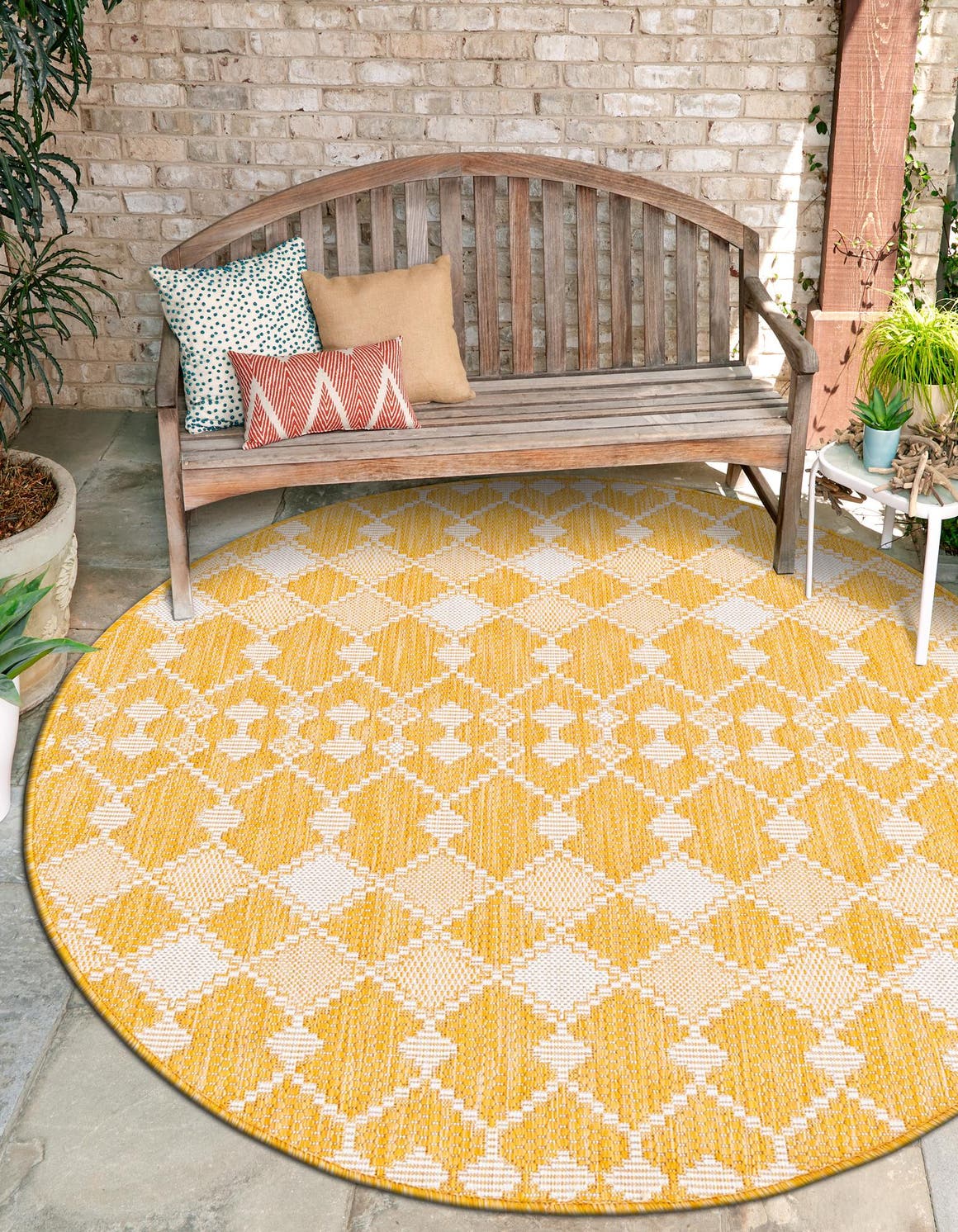 Yellow 4' 1 x 4' 1 Outdoor Trellis Round Area Rug Weather Resistant for Patio, Deck, Terrace, Balcony, Porch Geometric Design Water Safe Outside Carpet for Sale at Rug Engine