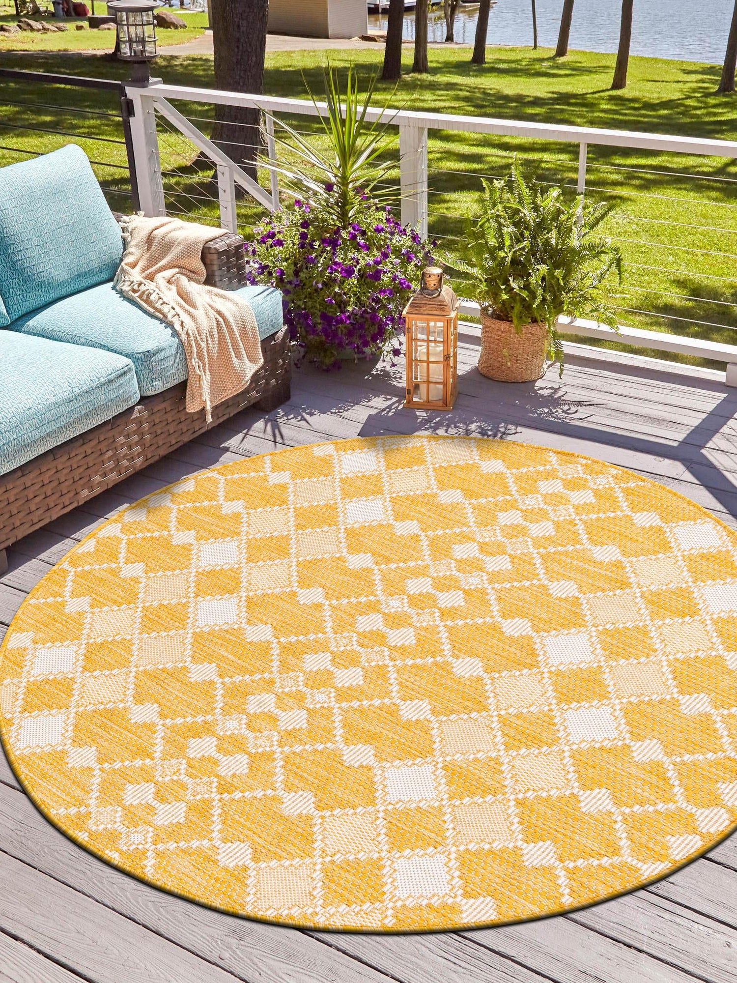 Yellow 4' 1 x 4' 1 Outdoor Trellis Round Area Rug Weather Resistant for Patio, Deck, Terrace, Balcony, Porch Geometric Design Water Safe Outside Carpet for Sale at Rug Engine