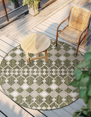 Green 4' 1 x 4' 1 Outdoor Trellis Round Area Rug Weather Resistant for Patio, Deck, Terrace, Balcony, Porch Geometric Design Water Safe Outside Carpet for Sale at Rug Engine
