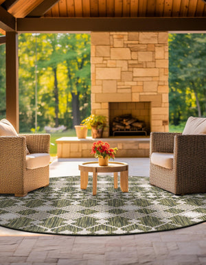 Green 4' 1 x 4' 1 Outdoor Trellis Round Area Rug Weather Resistant for Patio, Deck, Terrace, Balcony, Porch Geometric Design Water Safe Outside Carpet for Sale at Rug Engine