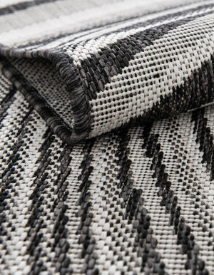 Charcoal Ivory 4' 1 x 6' 1 Outdoor Modern Rectangle Area Rug Weather Resistant for Patio, Deck, Terrace, Balcony, Porch 100% Polypropylene Modern Outside Carpet for Sale at Rug Engine