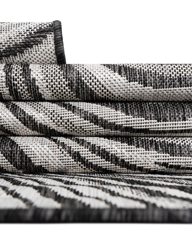 Charcoal Ivory 4' 1 x 6' 1 Outdoor Modern Rectangle Area Rug Weather Resistant for Patio, Deck, Terrace, Balcony, Porch 100% Polypropylene Modern Outside Carpet for Sale at Rug Engine