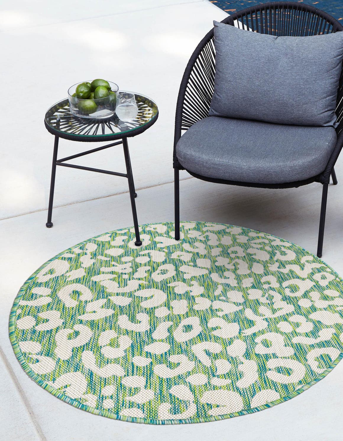 Green Blue 7' 10 x 7' 10 Outdoor Safari Round Area Rug Weather Resistant for Patio, Deck, Terrace, Balcony, Porch Animal Print Wildlife Nature Carpet for Sale at Rug Engine