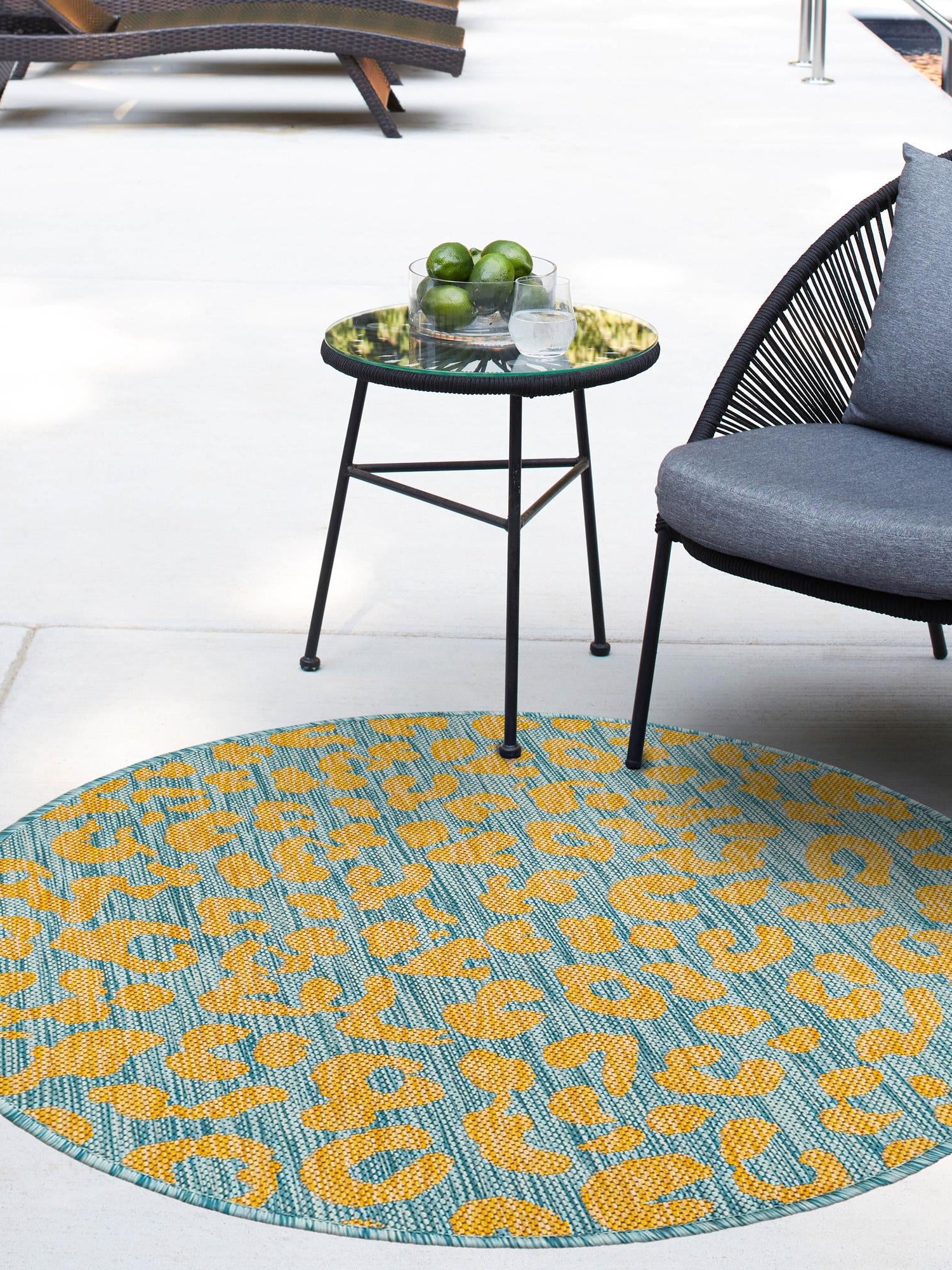 Blue Yellow 13' 1 x 13' 1 Outdoor Safari Round Area Rug Weather Resistant for Patio, Deck, Terrace, Balcony, Porch Animal Print Wildlife Nature Carpet for Sale at Rug Engine