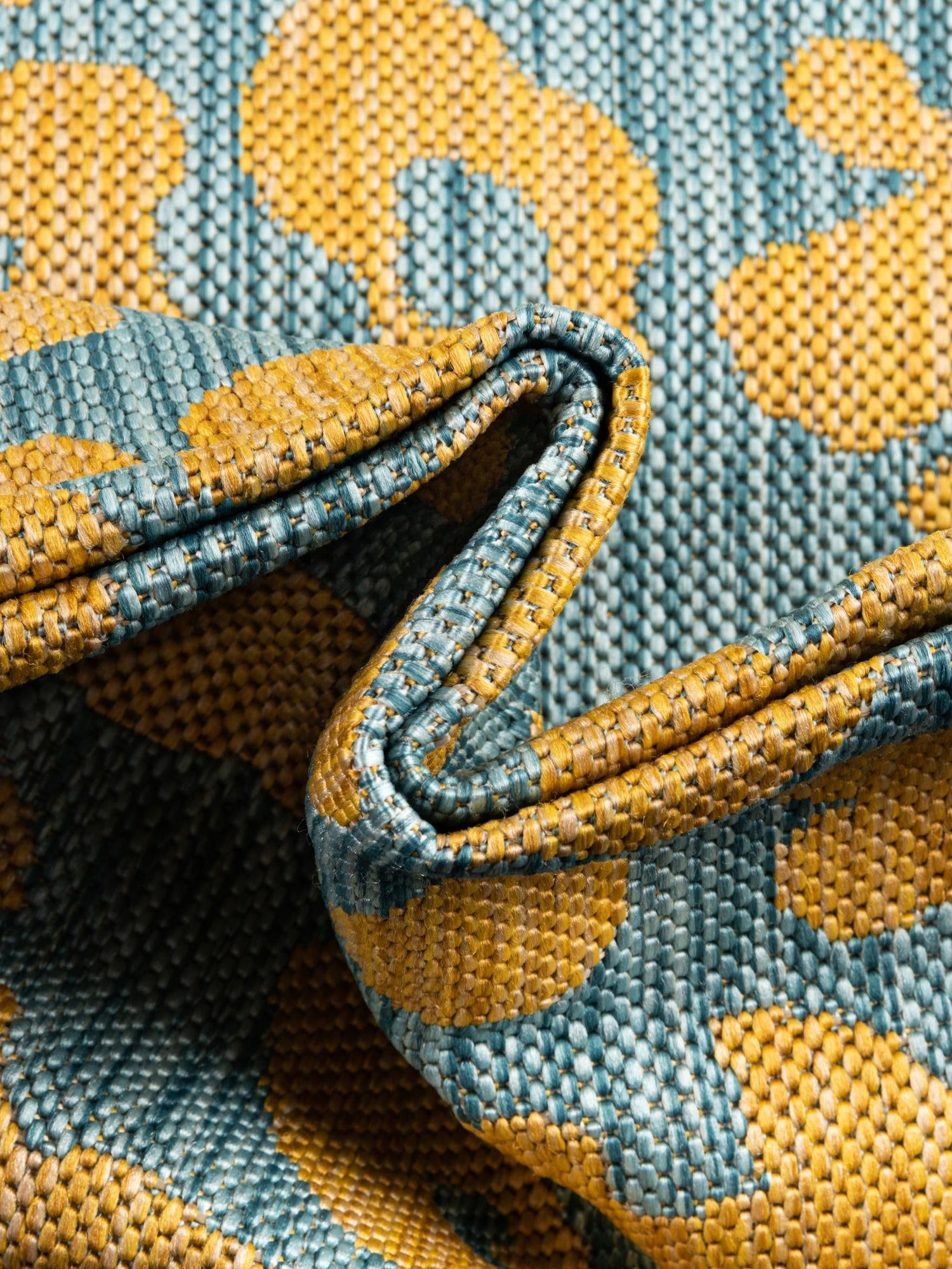 Blue Yellow 3' 1 x 3' 1 Outdoor Safari Round Area Rug Weather Resistant for Patio, Deck, Terrace, Balcony, Porch Animal Print Wildlife Nature Carpet for Sale at Rug Engine