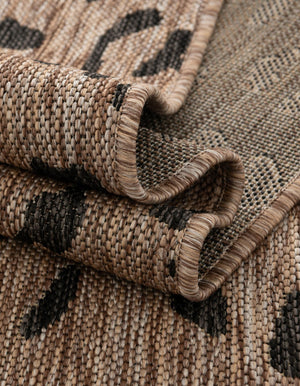 Natural 7' 10 x 7' 10 Outdoor Safari Square Area Rug Weather Resistant for Patio, Deck, Terrace, Balcony, Porch Animal Print Wildlife Nature Carpet for Sale at Rug Engine