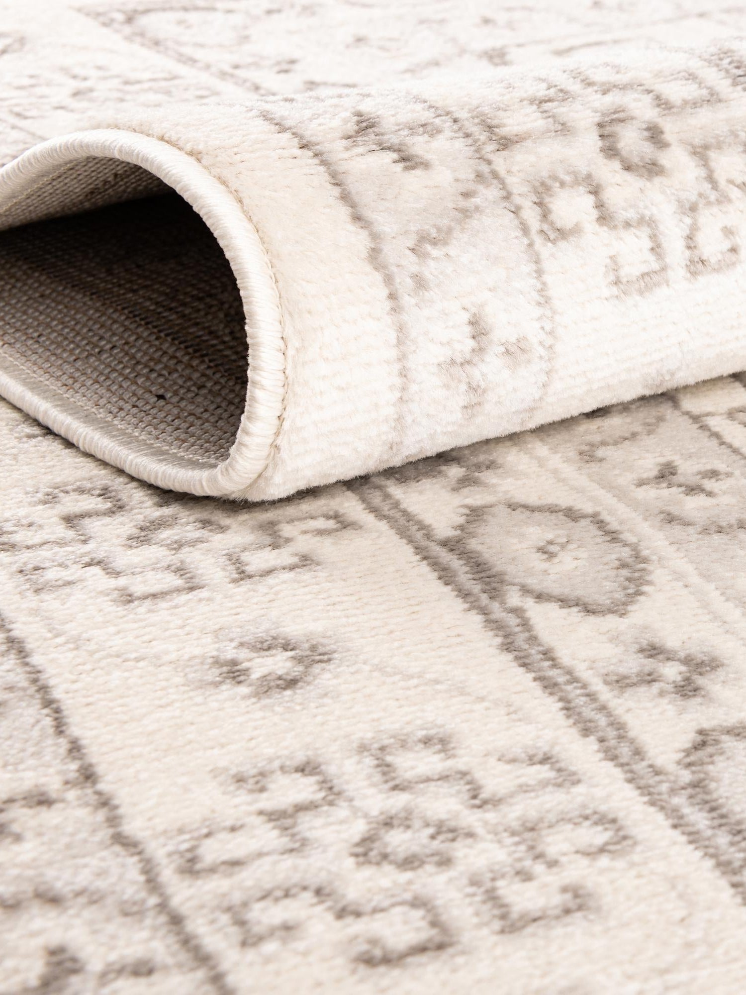 Ivory 3' 1 x 5' 3 Charlotte Rectangle Area Rug 100% Polypropylene With Jute Backing Traditional Classical Durable Carpet for Living Dining Office Rooms for Sale at Rug Engine
