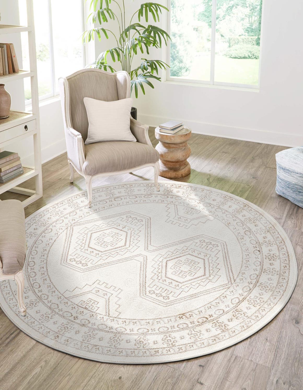 Ivory 5' 3 x 5' 3 Charlotte Round Area Rug 100% Polypropylene With Jute Backing Traditional Classical Durable Carpet for Living Dining Office Rooms for Sale at Rug Engine