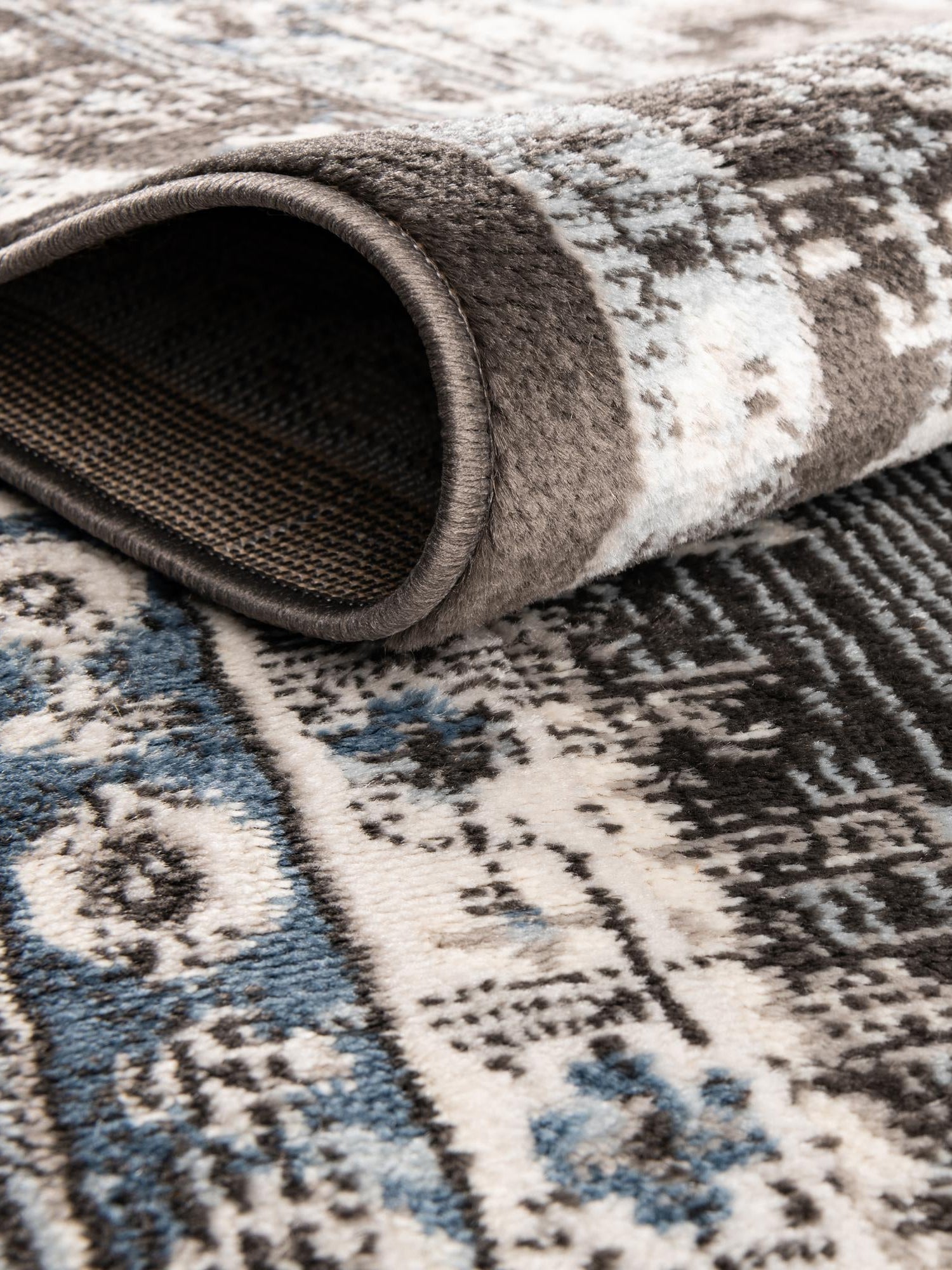 Gray 5' 3 x 8' Charlotte Oval Area Rug 100% Polypropylene With Jute Backing Traditional Classical Durable Carpet for Living Dining Office Rooms for Sale at Rug Engine