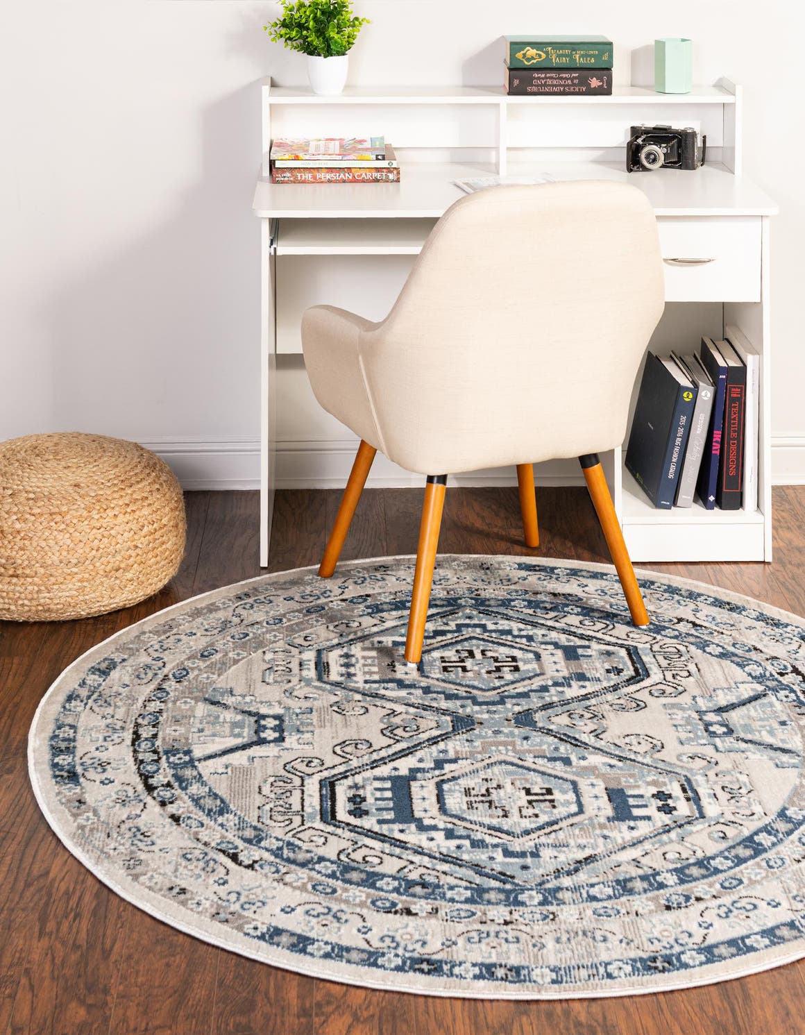 Gray Blue 5' 3 x 5' 3 Charlotte Round Area Rug 100% Polypropylene With Jute Backing Traditional Classical Durable Carpet for Living Dining Office Rooms for Sale at Rug Engine