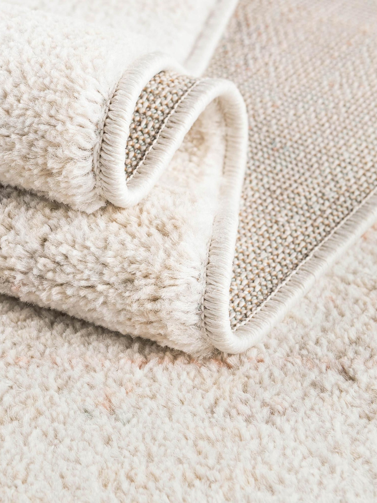 Ivory 4' x 6' Madeline Vintage Rectangle Area Rug 100% Polypropylene Distressed Traditional Carpet for Classic Interior Home Design for Sale at Rug Engine