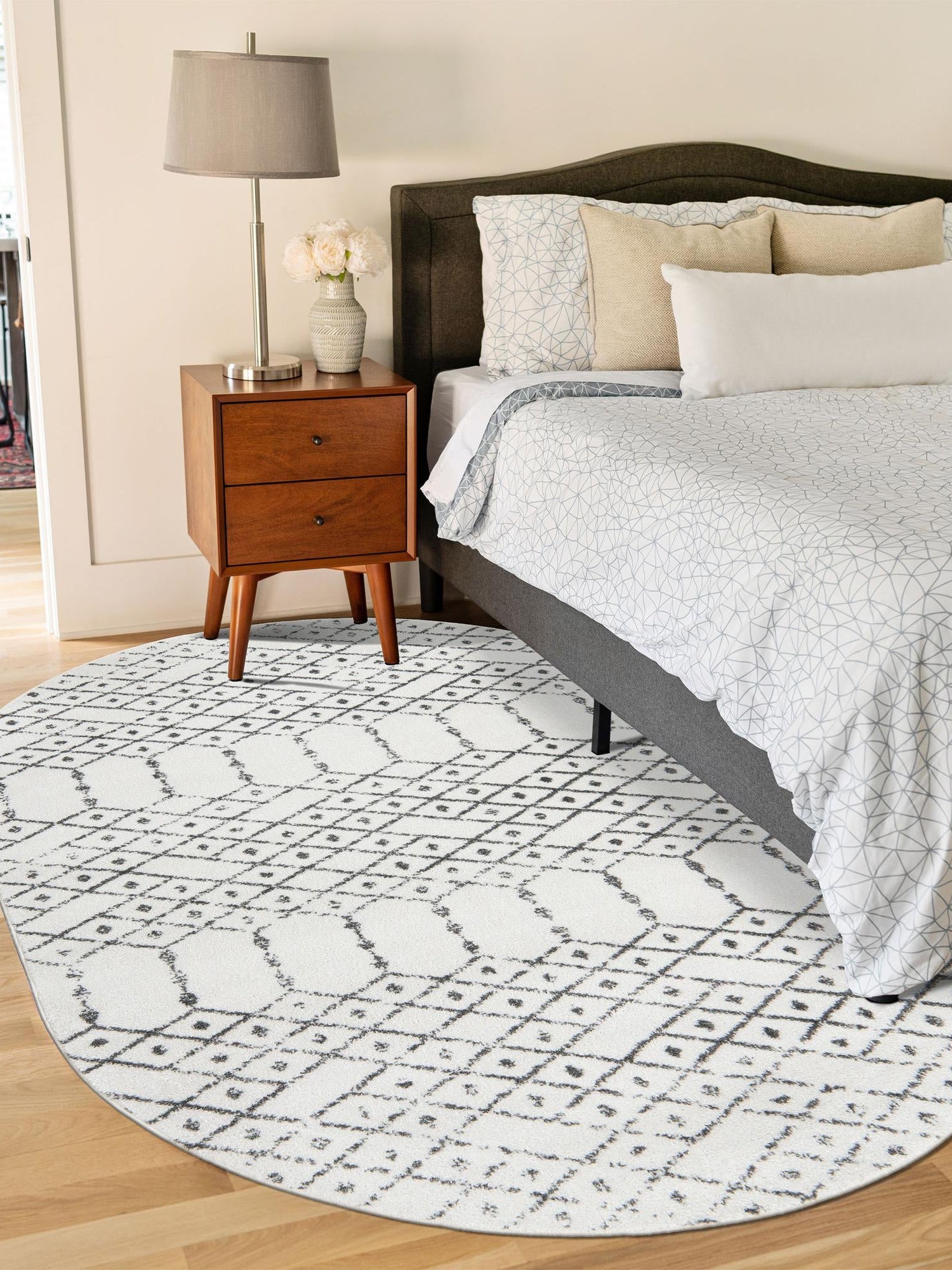 Ivory Black 4' x 6' Paxon Trellis Oval Area Rug Geometric Durable Stain Resistant Easy Clean Carpet for Modern Interior Home Decor for Sale at Rug Engine