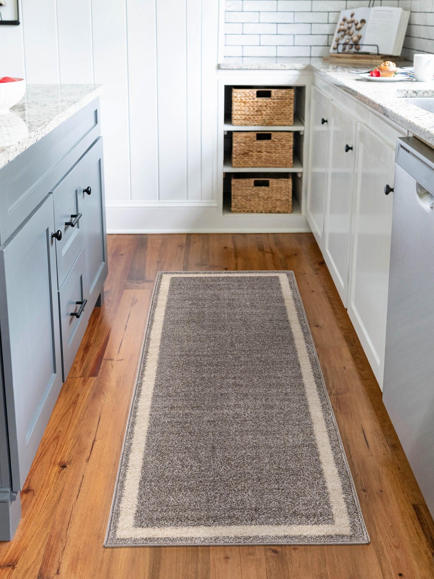 Gray 2' x 6' 1 Del Mar Runner Area Rug 100% Polypropylene Easy Clean Stain Resistant Vivid Modern Carpet Mat for Home Decor Interior Designing for Sale at Rug Engine