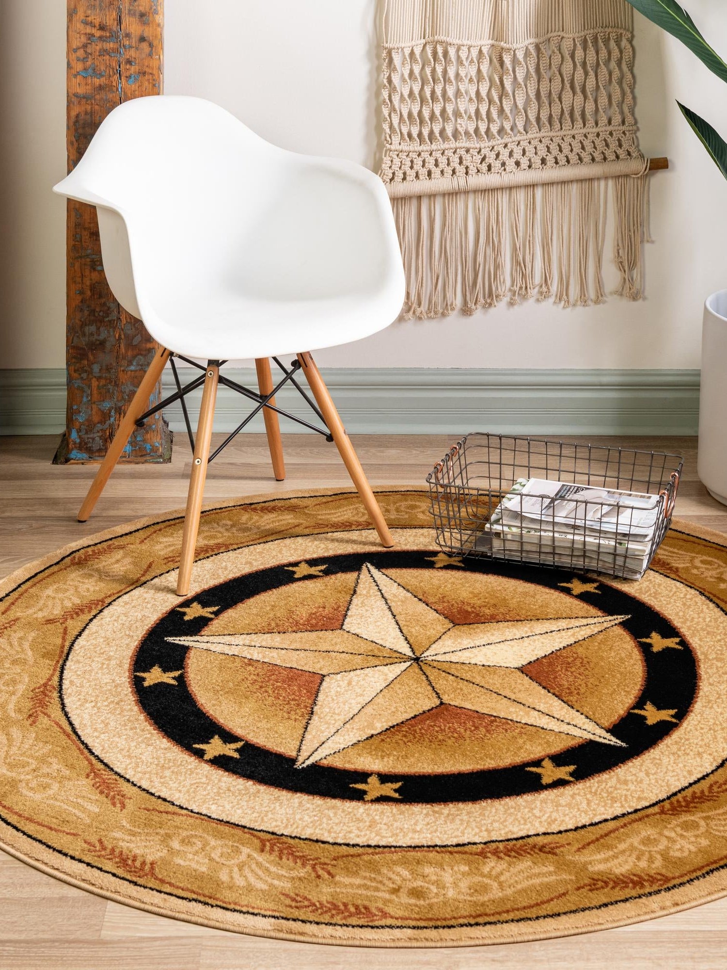 Ivory Brown 7' 10 x 7' 10 Pioneer Round Area Rug