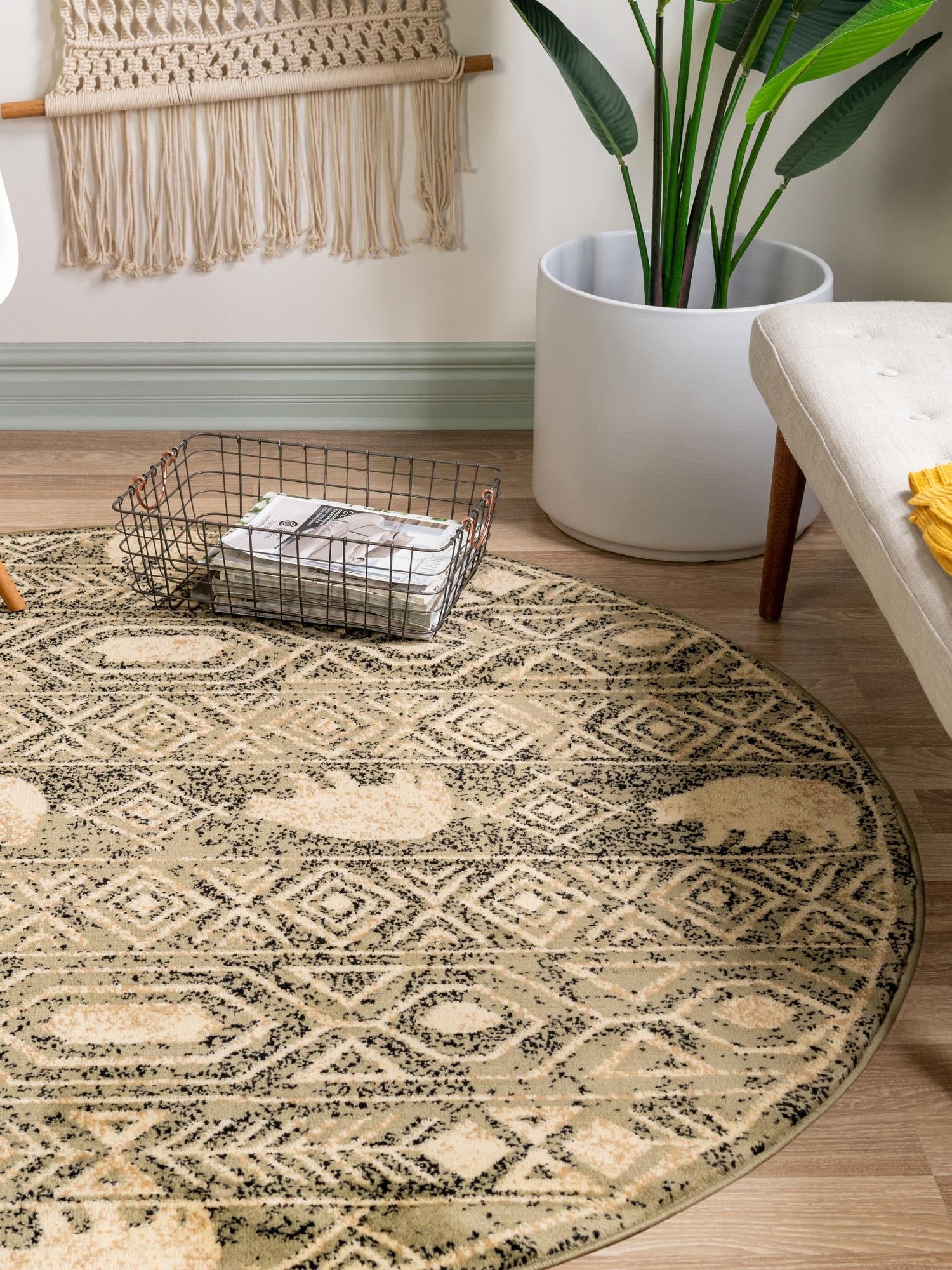 Green 4' 1 x 4' 1 Pioneer Round Area Rug