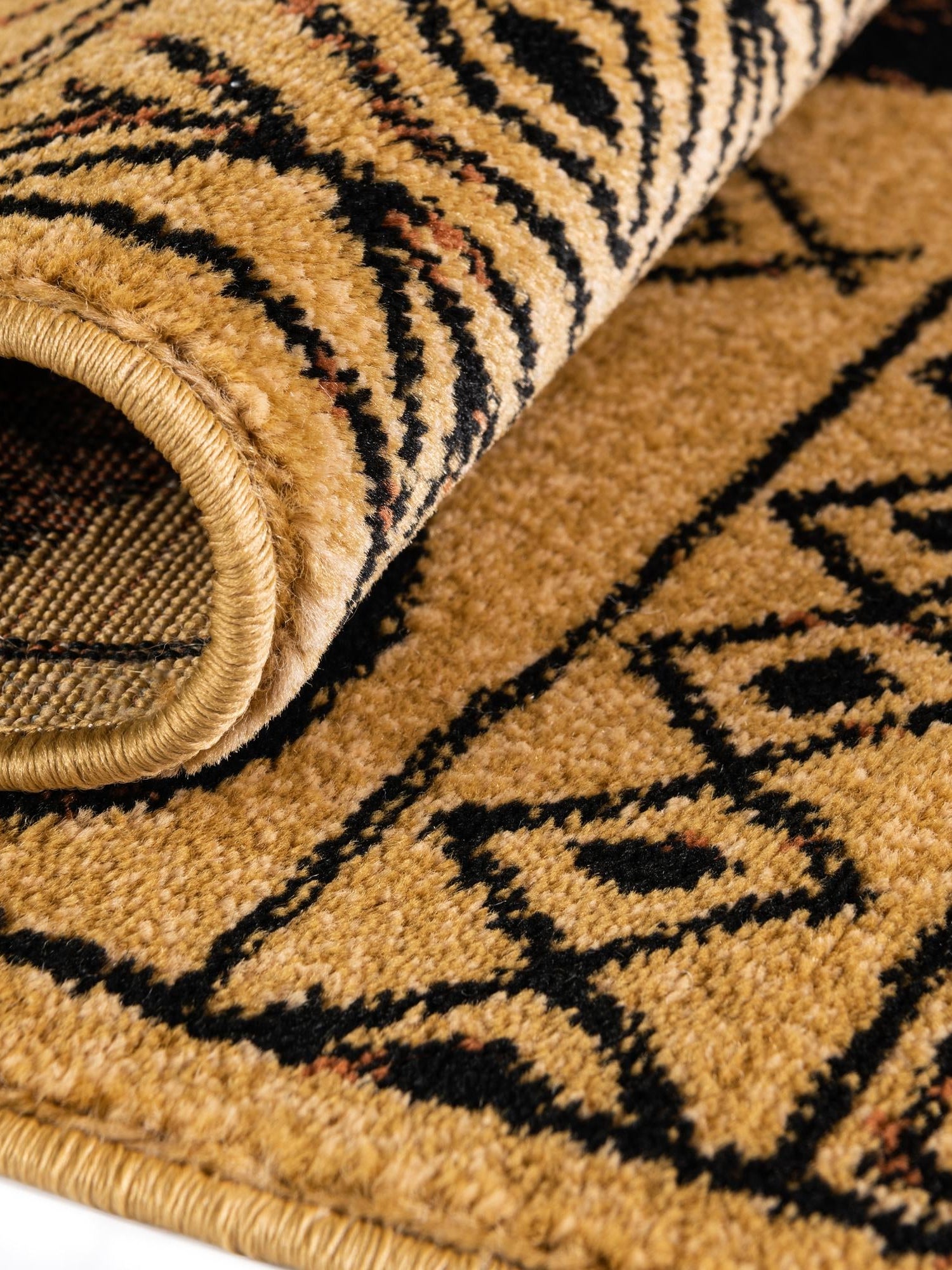 Cedar 2' x 8' Pioneer Runner Area Rug