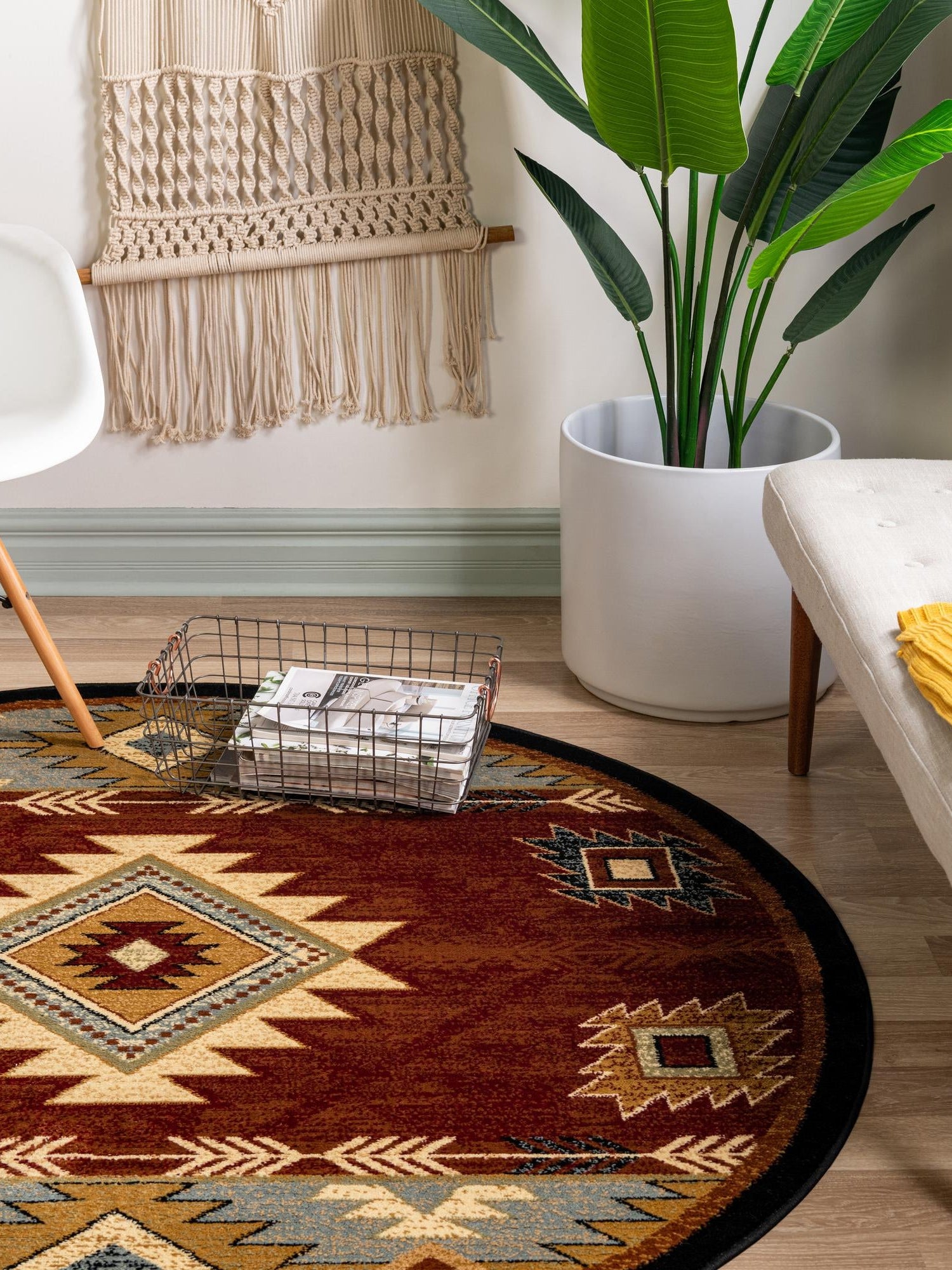 Red 8' x 8' Pioneer Round Area Rug