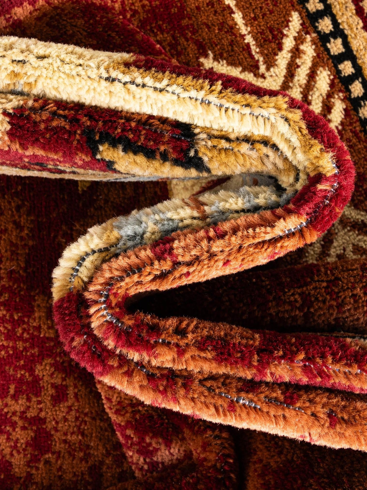 Red 7' 10 x 7' 10 Pioneer Square Area Rug