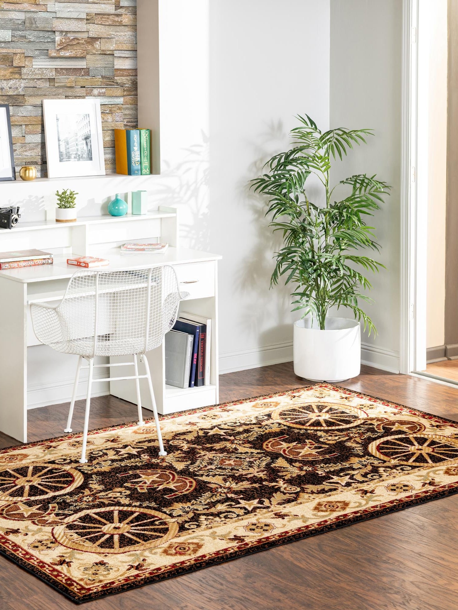 Black 6' 1 x 9' Pioneer Rectangle Area Rug