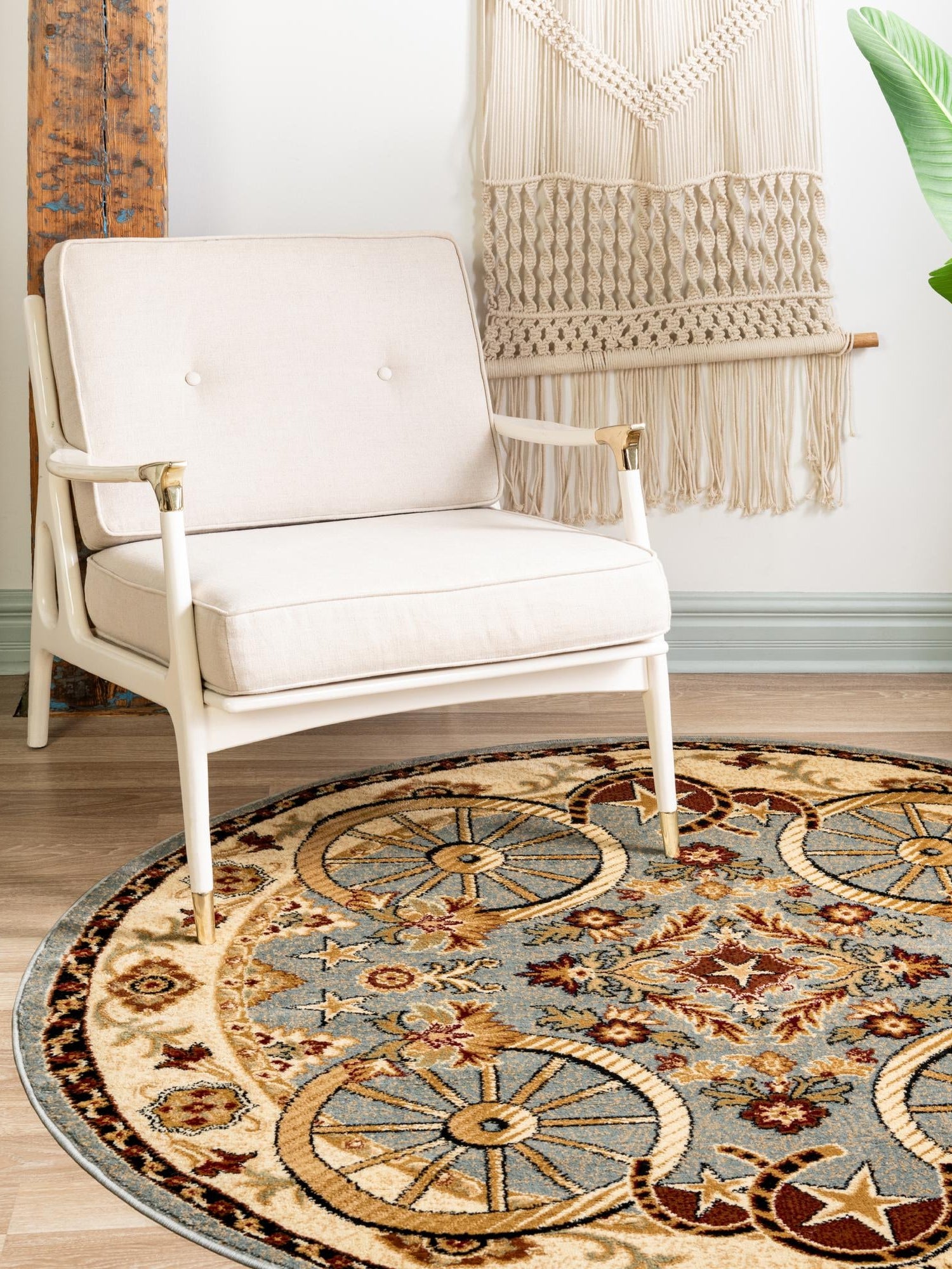 Blue 5' 3 x 5' 3 Pioneer Round Area Rug