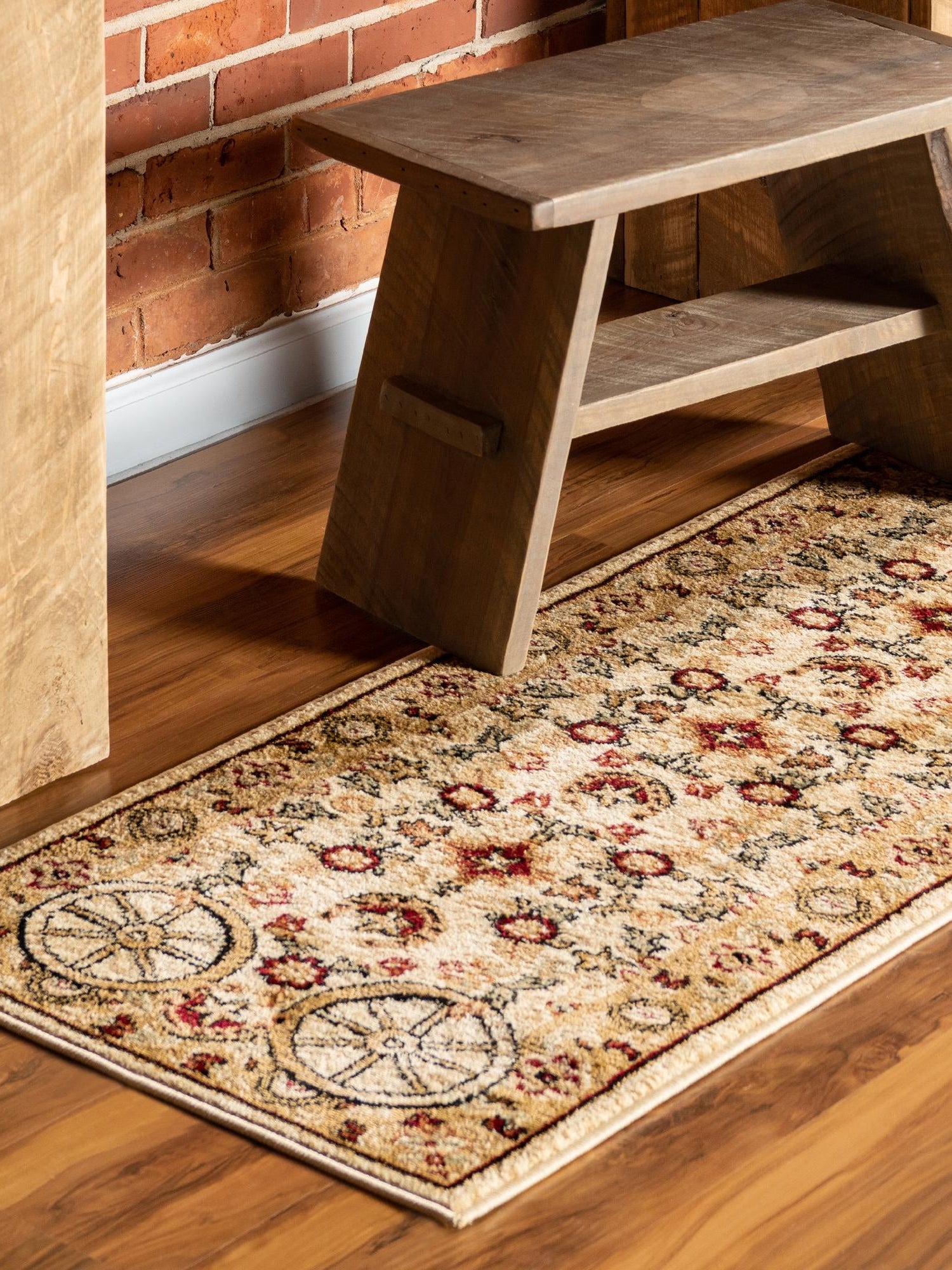 Ivory 2' x 6' 1 Pioneer Runner Area Rug