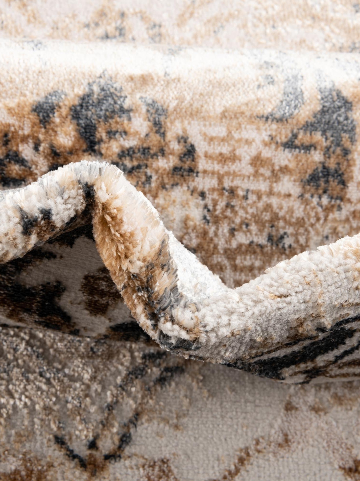 Ivory 5' 3 x 8' Highbury Oval Area Rug 60% Polypropylene & 40% Polyester With Jute Backing Vintage Distressed Traditional Carpet for Sale at Rug Engine