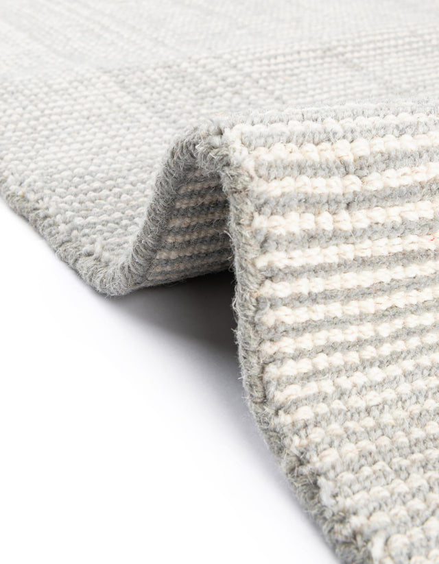 Grey Manor 2' x 4' 1 Jill Zarin English Manor Runner Area Rug 100% Premium Natural Wool Handwoven Carpet for Living Rooms, Office Space, Bedrooms, Dorms for Sale at Rug Engine