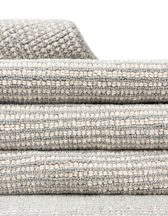 Grey Manor 4' 1 x 4' 1 Jill Zarin English Manor Round Area Rug 100% Premium Natural Wool Handwoven Carpet for Living Rooms, Office Space, Bedrooms, Dorms for Sale at Rug Engine